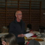 Formanden byder velkommen.